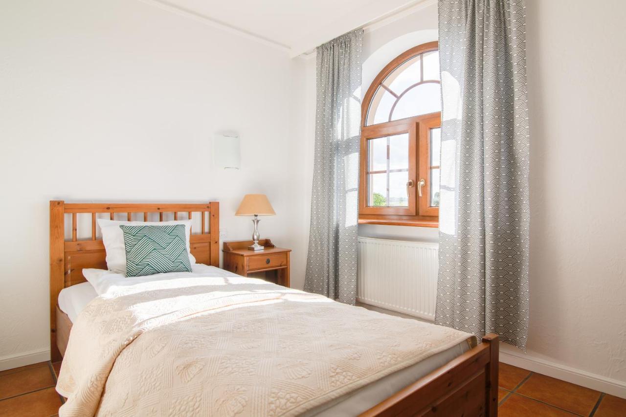Hotel Lemoniada Lucmierz Kültér fotó
